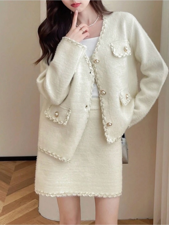 Other - Cream Tweed Pearl-Button Jacket & Skirt Set